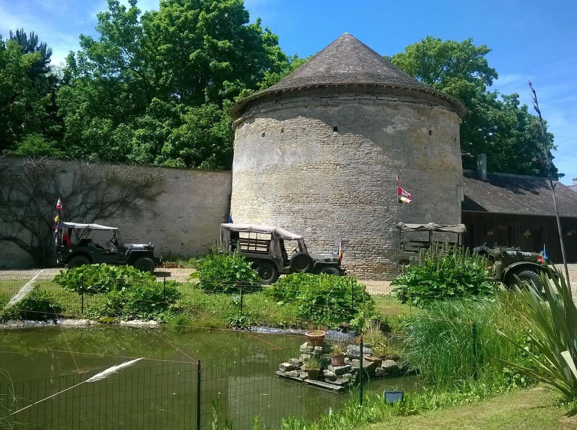 Auberge De La Luzerne Bernières-sur-Mer Εξωτερικό φωτογραφία