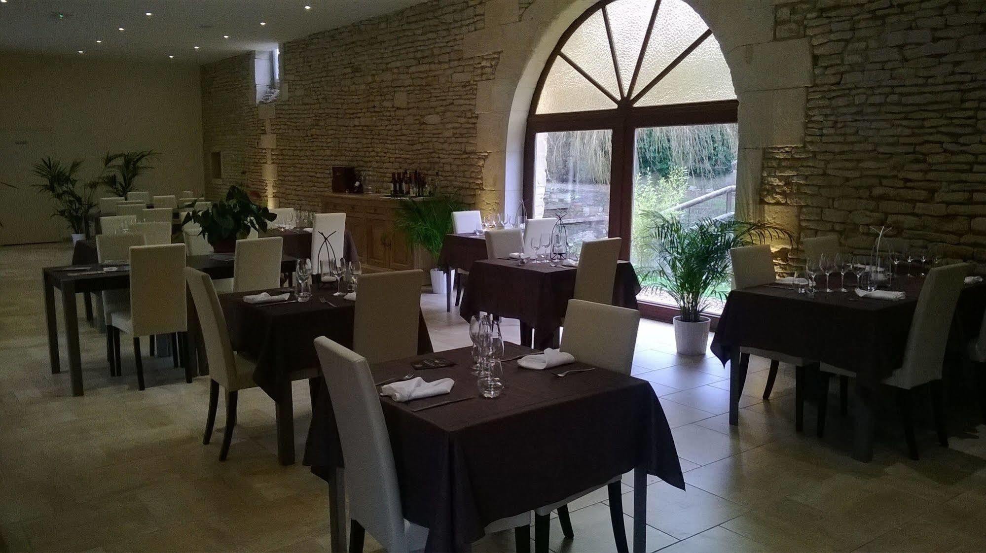 Auberge De La Luzerne Bernières-sur-Mer Εξωτερικό φωτογραφία